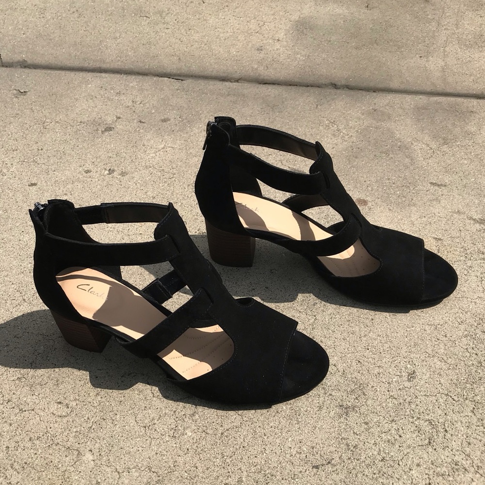 Clarks Deloria Fae Black Suede Heels